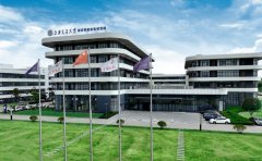 鞭策人才生态取财产生态同