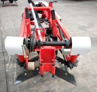 花生收成机械品种多